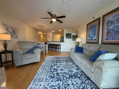 601 Park Place Dr #2A, Kaiser, MO 65047