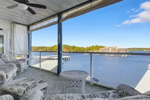 12 Monarch Cv #5B, Lake Ozark, MO 65049