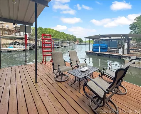 23 Casa Ct, Roach, MO 65787