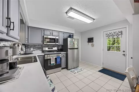 Kitchen - 23 Casa Ct, Roach, MO 65787 photo 1 of 4