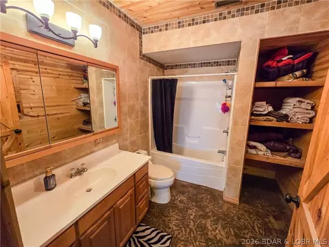 Bath - 27271 Little Buffalo Rd, Stover, MO 65078 photo 3 of 3
