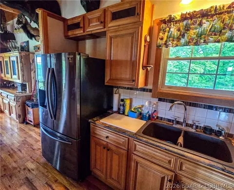 Kitchen - 27271 Little Buffalo Rd, Stover, MO 65078 photo 3 of 6