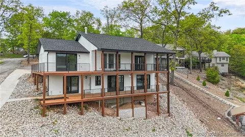 4452 Hamrock Ln, Osage Beach, MO 65065