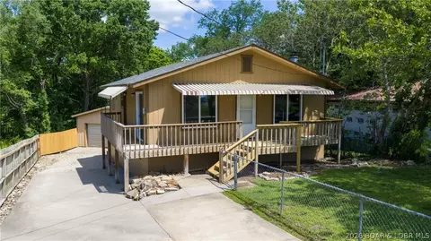 151 Illinois St NE, Camdenton, MO 65020
