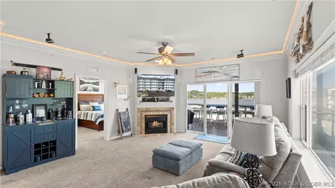 183 Upper Monarch Cove Dr #4C, Lake Ozark, MO 65049