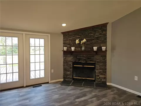 Living - 224 Starling Rd, Olean, MO 65064 photo 4 of 4