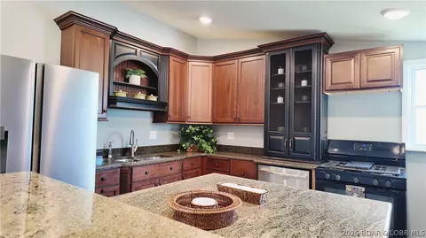 Kitchen - 224 Starling Rd, Olean, MO 65064 photo 1 of 2