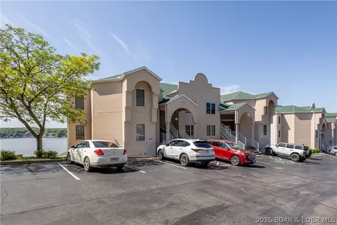 92 Emerald Bay Dr #2C, Lake Ozark, MO 65049