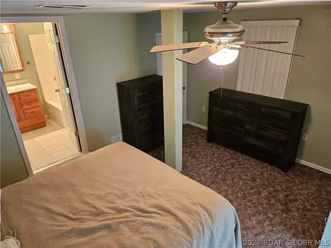Bedroom - 21 Zebco Ct, Edwards, MO 65326 photo 5 of 6