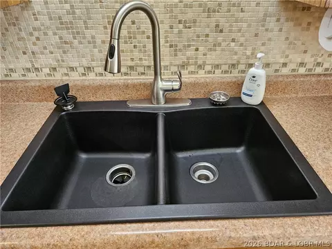 Kitchen - 21 Zebco Ct, Edwards, MO 65326 photo 4 of 4