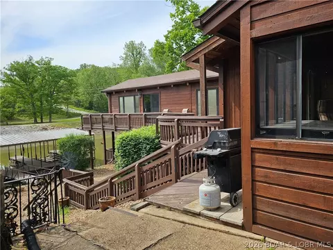 Exterior - 21 Zebco Ct, Edwards, MO 65326 photo 3 of 12