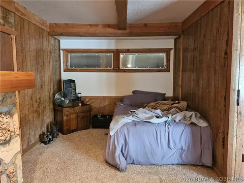 Bedroom - 21 Zebco Ct, Edwards, MO 65326 photo 1 of 6