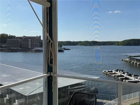 85 Monarch Cove Rd #3D, Lake Ozark, MO 65049