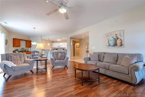 398 Regatta Bay Dr #2B, Lake Ozark, MO 65049