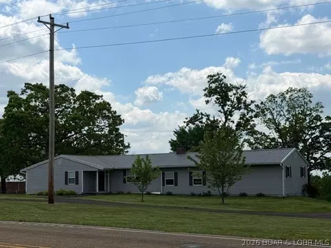 25020 Hwy 135, Stover, MO 65078
