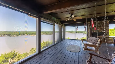 1265 Singing Oaks Dr, Sunrise Beach, MO 65079
