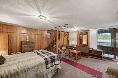 Bedroom - 33 Zebco Ct, Edwards, MO 65326 photo 4 of 6