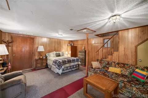Bedroom - 33 Zebco Ct, Edwards, MO 65326 photo 3 of 6