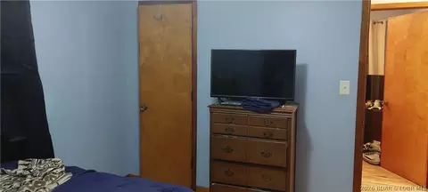 Bedroom - 206 Hill Dr, Stover, MO 65078 photo 6 of 6