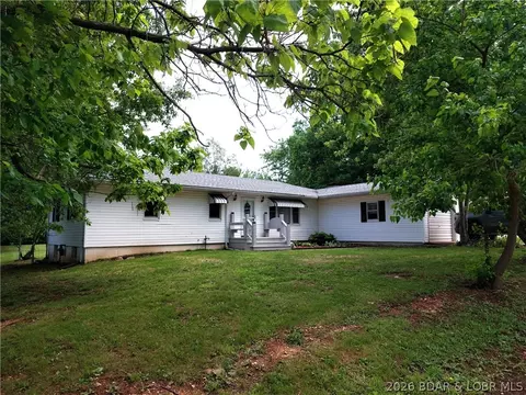 206 Hill Dr, Stover, MO 65078