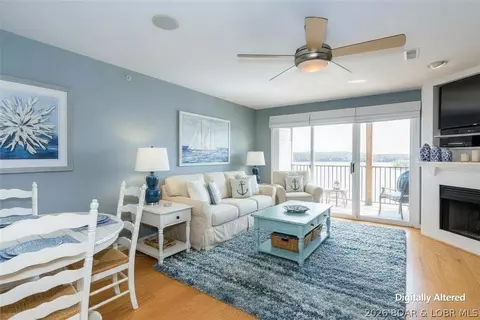 194 Park Place Ln #3G, Kaiser, MO 65047