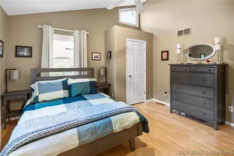 Bedroom - 25211 Panarama Ln, Versailles, MO 65084 photo 4 of 4