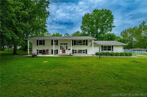 307 Franklin Ave, Eldon, MO 65026