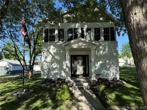 111 Franklin Avenue Ave, Eldon, MO 65026