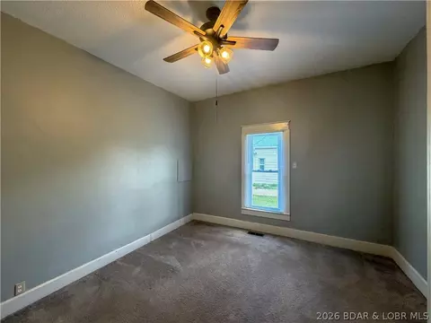 Bedroom - 307 S Maple, Versailles, MO 65084 photo 5 of 7