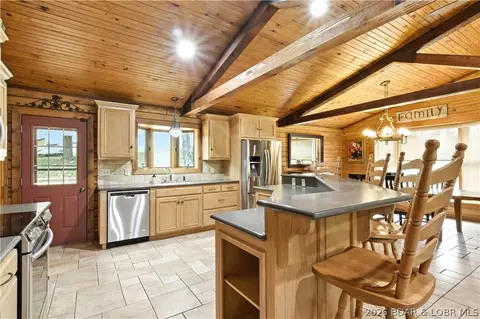 Kitchen - 14616 Deer Run Rd, Henley, MO 65040 photo 1 of 6