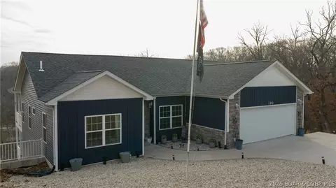 190 Flynn Rd, Lake Ozark, MO 65049