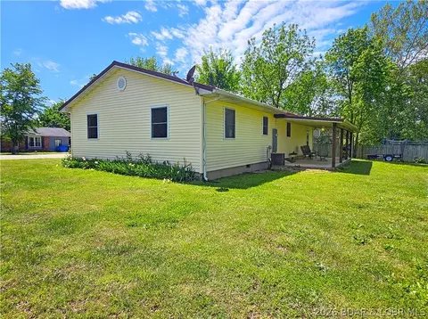 Exterior - 705 Haven Dr, Eldon, MO 65026 photo 9 of 13