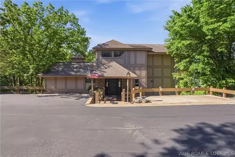 327 W End Cir, Osage Beach, MO 65065