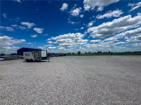 Exterior - 14899 Hwy C, Versailles, MO 65084 photo 2 of 4