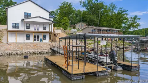 1409 Skywater Rd, Gravois Mills, MO 65037