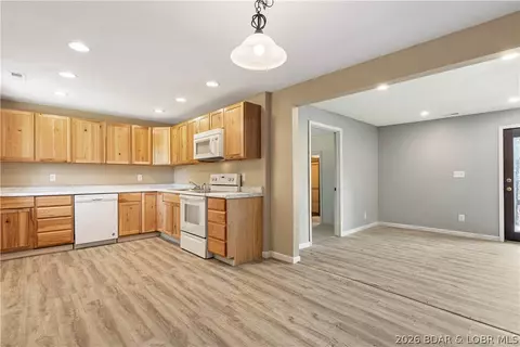 181 Cedar St, Camdenton, MO 65020