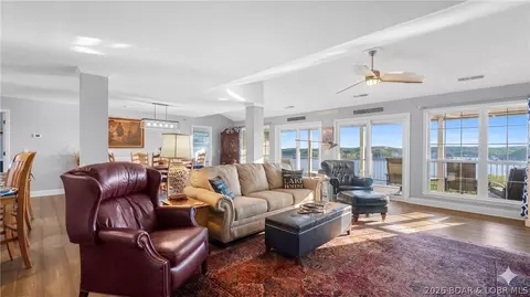 1406 W Harbour Towne #1406, Lake Ozark, MO 65049