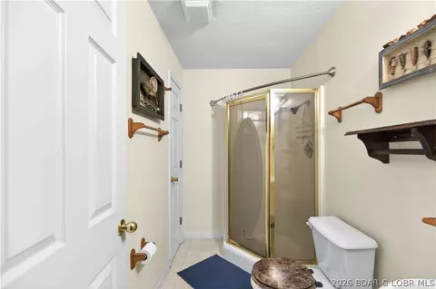 Bath - 1216 Robin Hood Ln, Roach, MO 65787 photo 5 of 5