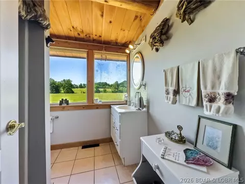 Bath - 270 Foggy Bottom Rd, Roach, MO 65787 photo 5 of 6