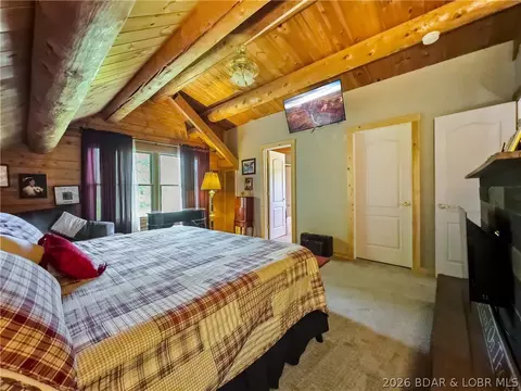 Bedroom - 270 Foggy Bottom Rd, Roach, MO 65787 photo 4 of 6