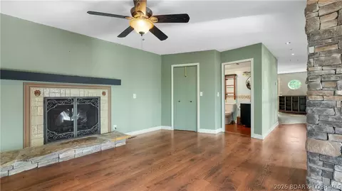 Living - 30993 Viewside Dr, Rocky Mount, MO 65072 photo 4 of 8