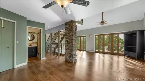 Living - 30993 Viewside Dr, Rocky Mount, MO 65072 photo 3 of 8