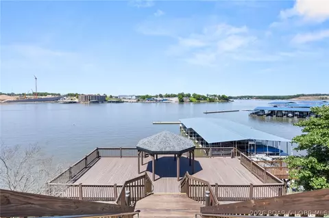 View/Area - 4897 Bridgepointe Dr #441, Osage Beach, MO 65065 photo 2 of 3