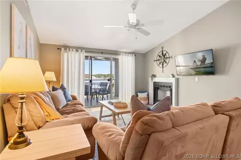 Living - 4897 Bridgepointe Dr #441, Osage Beach, MO 65065 photo 2 of 3