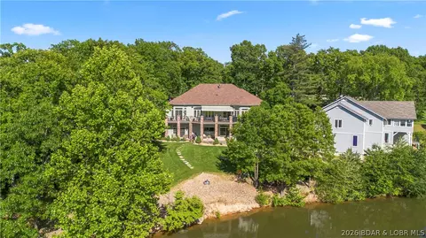 1466 Westhoff Dr, Osage Beach, MO 65065