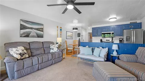 1542 Harbor Pt #C304, Osage Beach, MO 65065