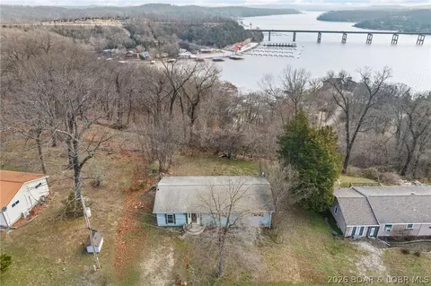 824 El Tampa Rd, Camdenton, MO 65020