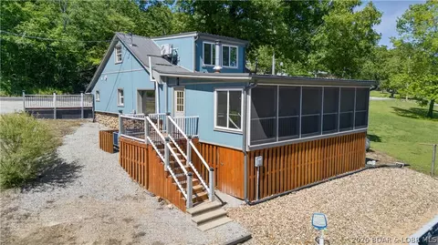 29050 Mckenna Villa Rd, Edwards, MO 65326