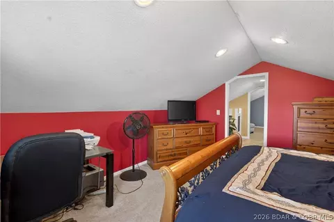 Bedroom - 29391 Zeus Dr, Edwards, MO 65326 photo 12 of 12