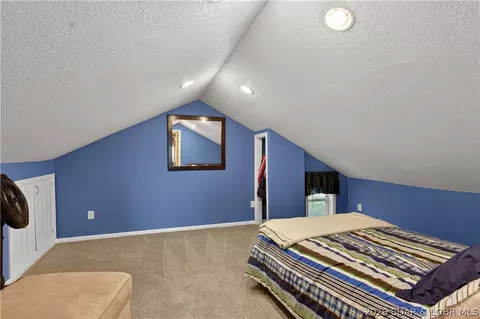 Bedroom - 29391 Zeus Dr, Edwards, MO 65326 photo 7 of 12